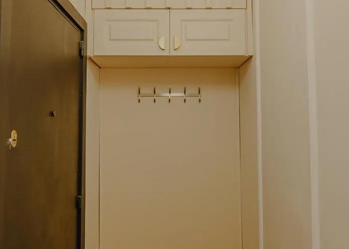 アパート Elegant Escape-high Ceilings, Balcony & Piano By Flat Mаnager *