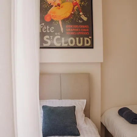 Elegant Escape-high Ceilings, Balcony & Piano By Flat Mаnager Апартамент