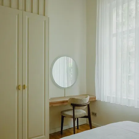 Apartmán Elegant Escape-high Ceilings, Balcony & Piano By Flat Mаnager Sofie